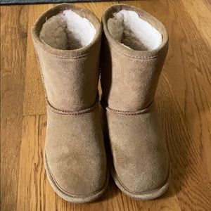 Bearpaw girls boots